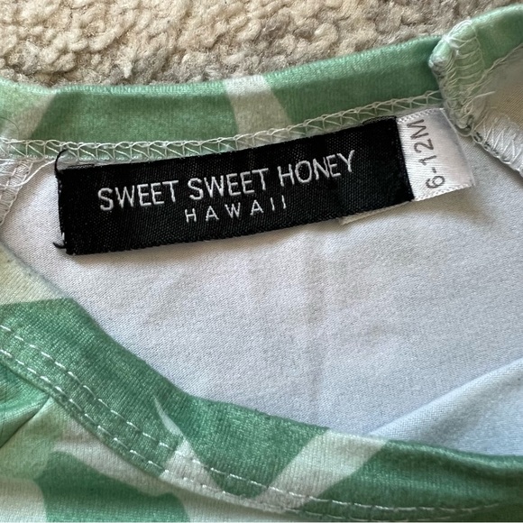 Sweet Sweet Honey Hawaii Kids Green Monstera Short Sleeve and Pants Pajama Set - Picture 3 of 6